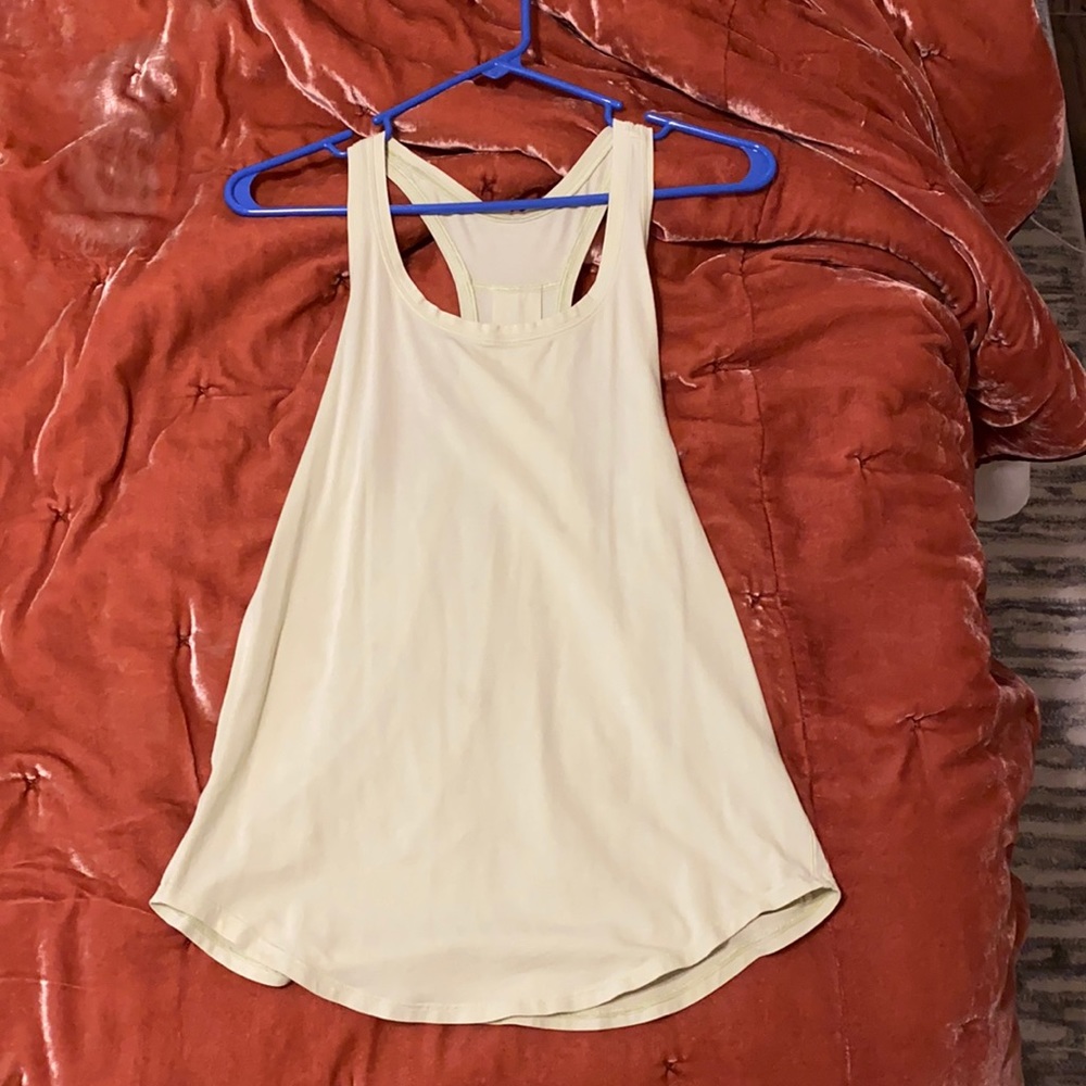 Lululemon tank!